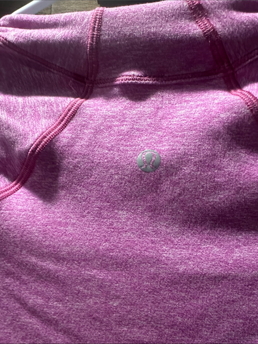 lululemon athletica Long-Sleeve Active Top size 4 - Picture 4 of 9